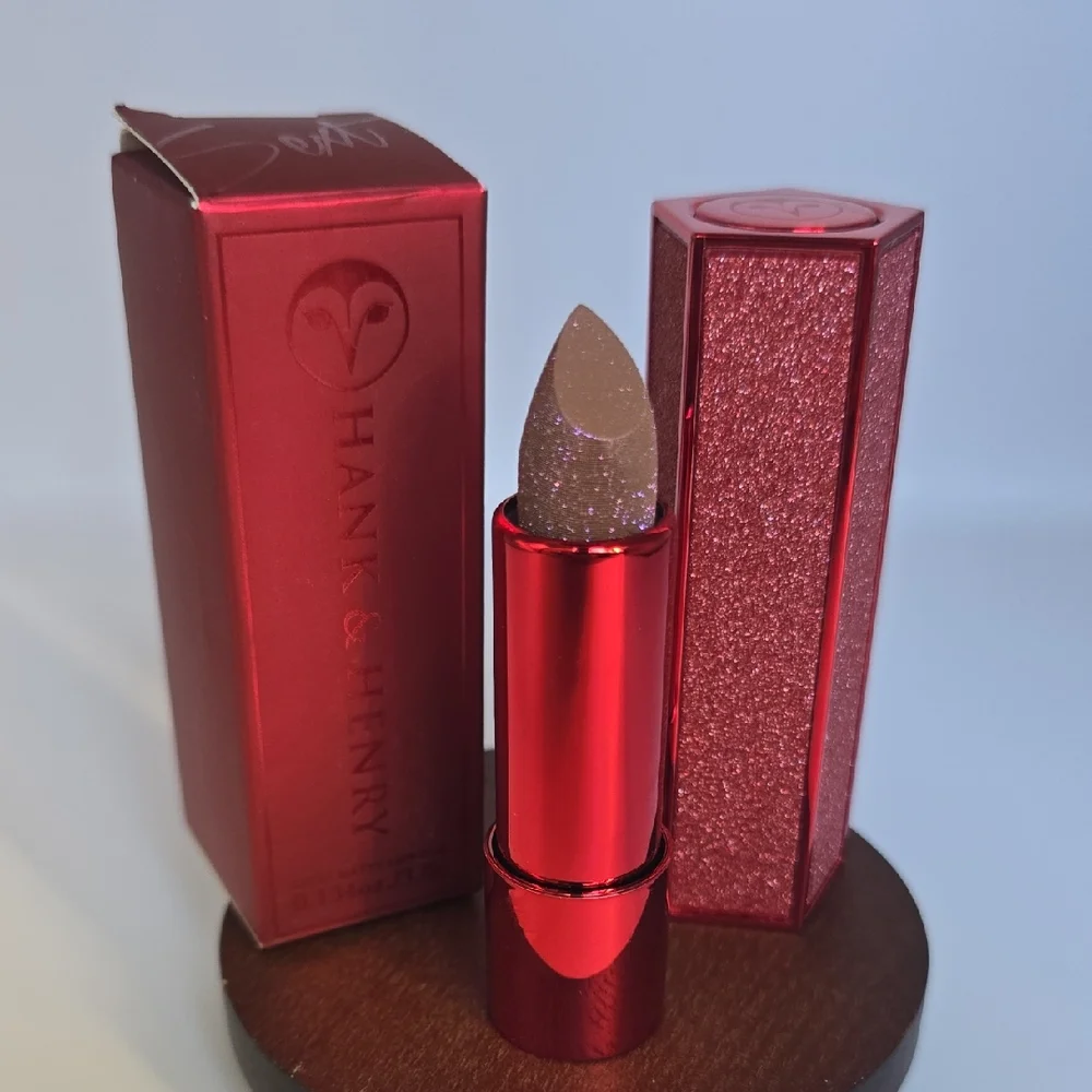 Hank & Henry - Sext - Satin Matte Lipstick